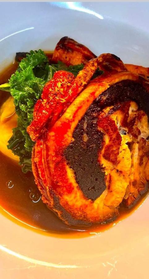 The Cock Hotel Bronllys 外观 照片